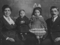Marietta Giovanni (Johnny) Carmela (Lena)and Cesidio di Ciacca, just arrived, Cockenzie 1920